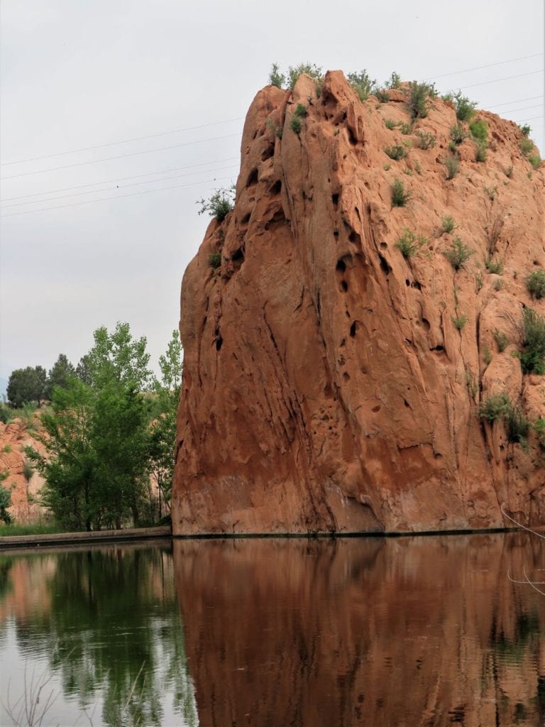 red-rock-canyon-open-space-co-great-family-hike-10-traveling-feet