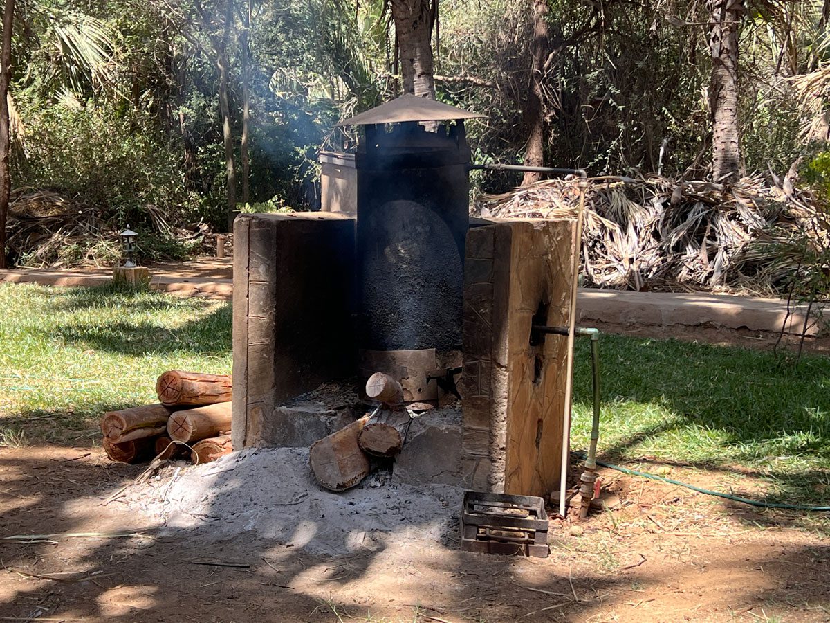 Ashnil Samburu Camp - hot water, Kenya